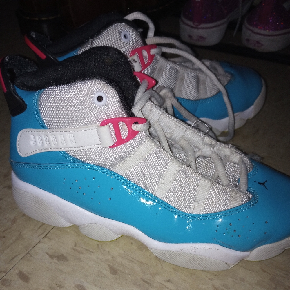 Jordan 6 rings kids size 2.5
